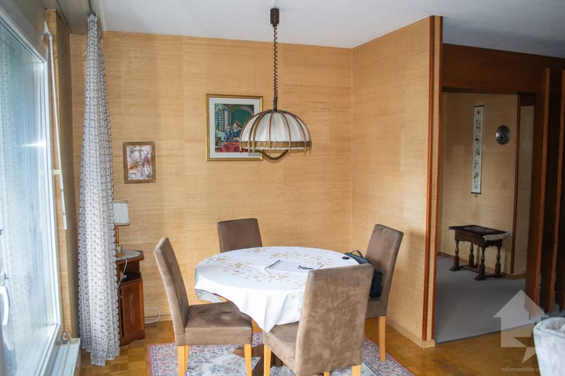 Appartement de 3.5 pièces traversant avec place de parc près du centre (11)