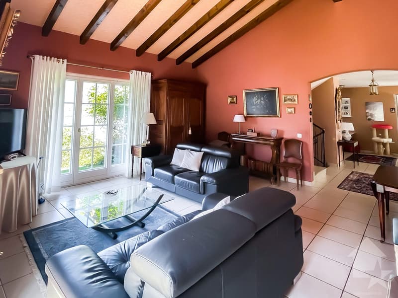 Superbe villa familiale avec vue panoramique (6)