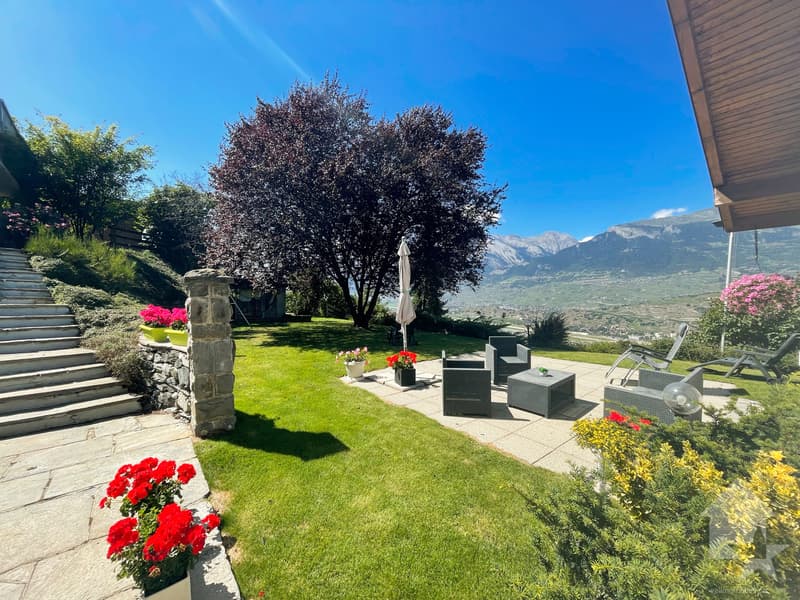 Superbe villa familiale avec vue panoramique (2)