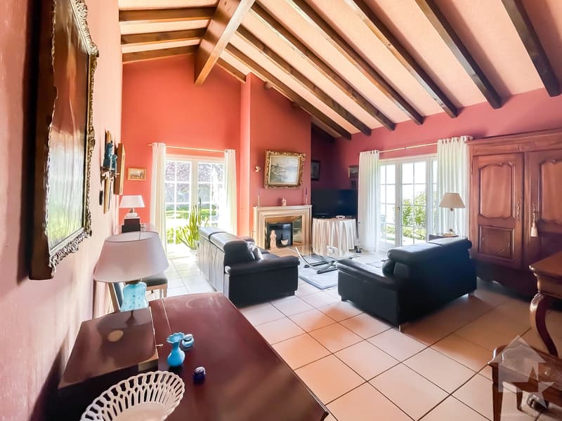 Superbe villa familiale avec vue panoramique (7)