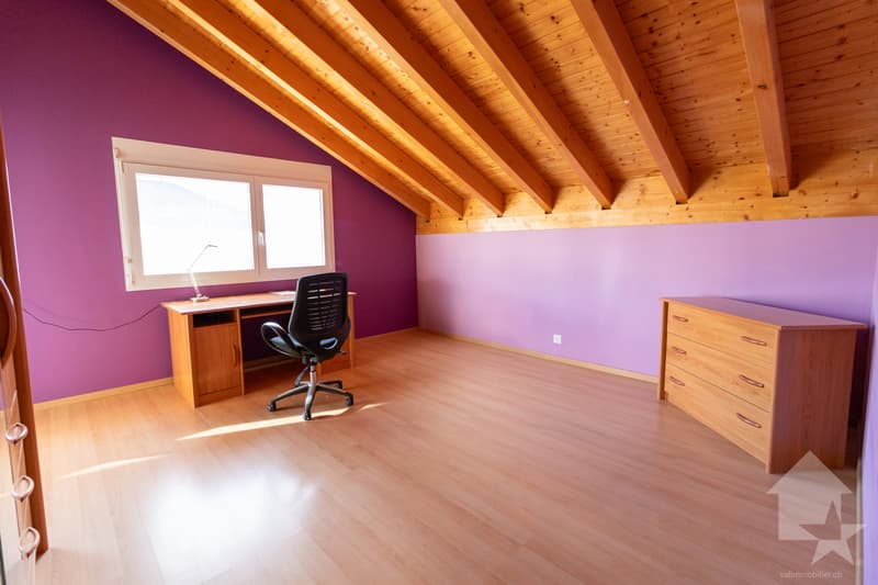 Villa d'une surface de 198 m2 hab. sur parcelle de 1000m2 (6)