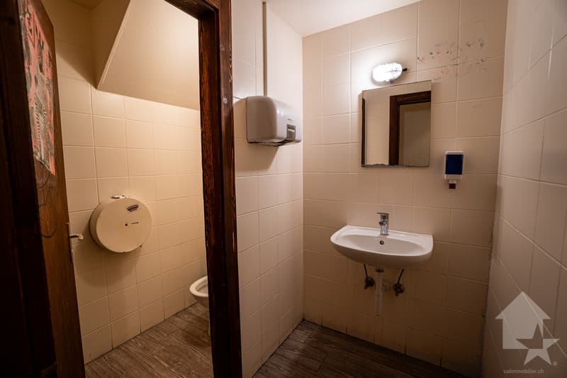Exceptionnel : bistrot avec duplex 5.5 pièces et studio indépendant (13)