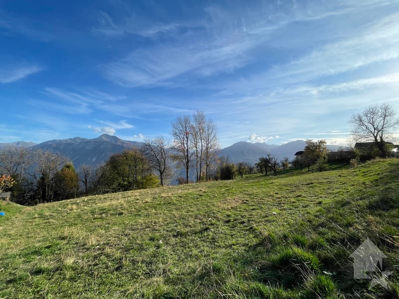 Terrain à bâtir, en pente douce, au calme et avec vue panoramique (3)