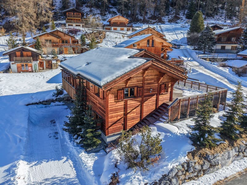 Au coeur du Val d'Anniviers, magnifique chalet de haut standing (6)