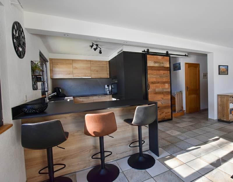 Magnifique chalet de 5.5 pièces (6)