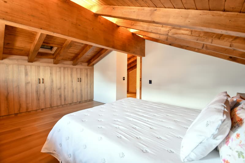 Magnifique chalet de caractère entièrement rénové (8)