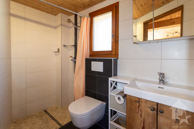 Grange rénovée de 4.5 pièces de 107 m2 habitables avec jardin de 40 m2 (10)