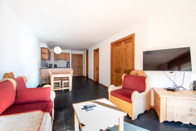 Joli appartement de 3.5 pces avec studio indépendant (5)