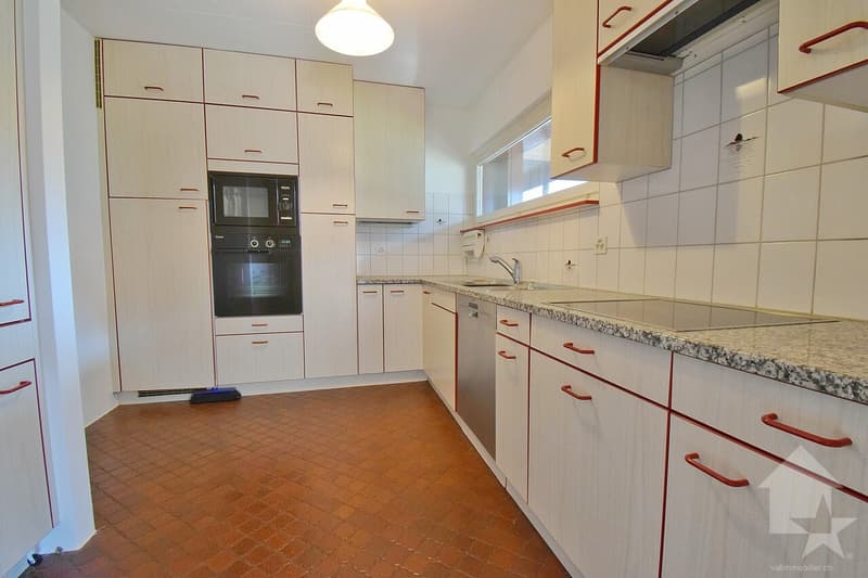 Spacieuse villa avec un double box près du centre de Sion ! (9)