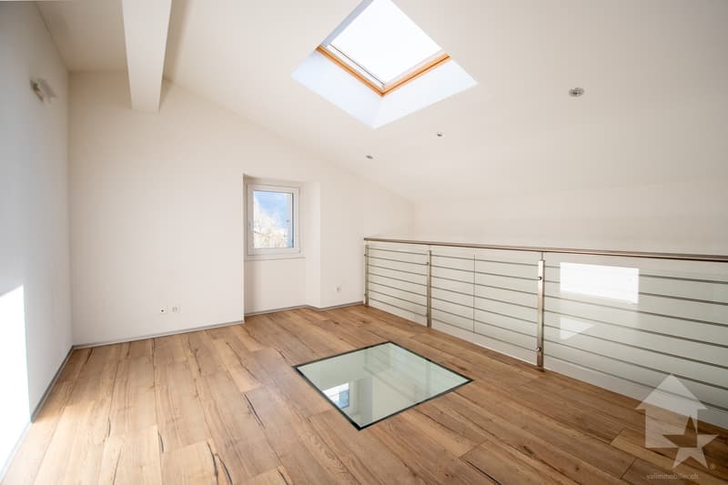 Spacieux duplex de standing de 4.5 pièces au centre de Leytron (8)