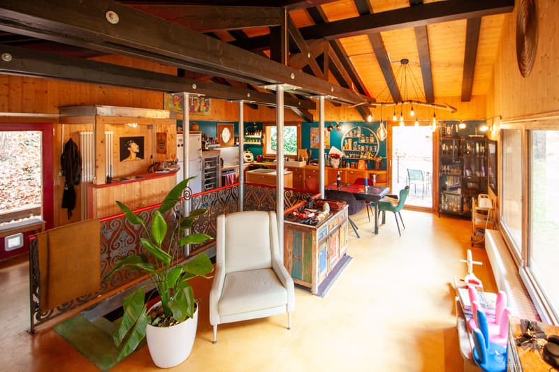 Chalet atypique de 140 m2 sur une parcelle de 19'881 m2 (13)