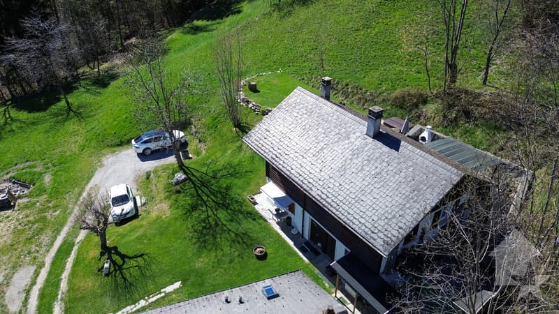 Superbe chalet de 4.5 pièces sur un terrain de 6'876 m2 (11)