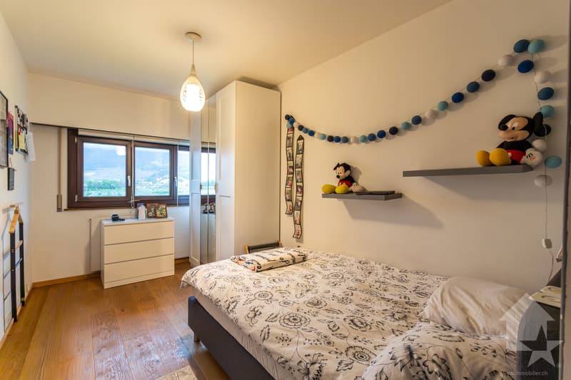 Charmant duplex 5.5 pièces en attique entièrement rénové avec goût (11)