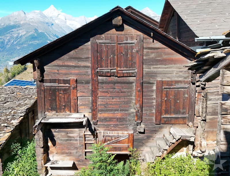 Grange de caractère dans le centre du village de Visperterminen (2)