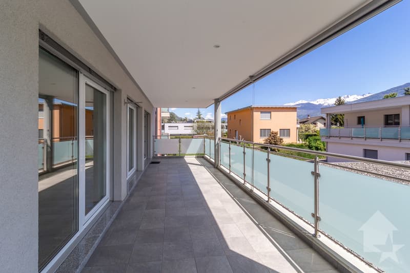 Spacieux appartement 4.5 pièces avec terrasse couverte de 34 m2 (4)