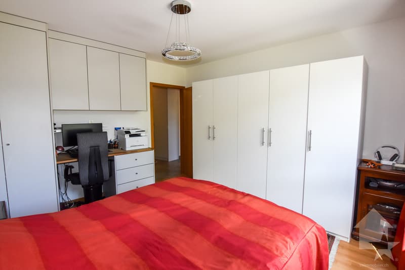 Bel appartement récent (12)