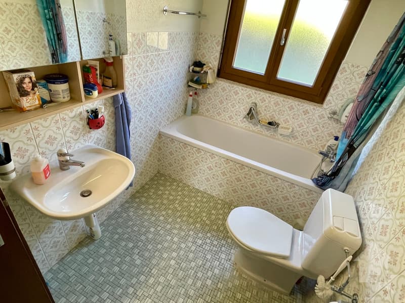 Très agréable 4,5 pièces avec balcon/terrasse au sud et 2 places de parc (8)
