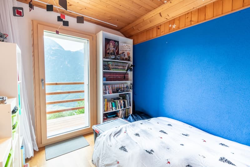 Magnifique chalet rénové sur une parcelle de 3'932 m2 (10)