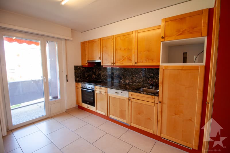 Superbe appartement de 4,5 pièces à Conthey (2)