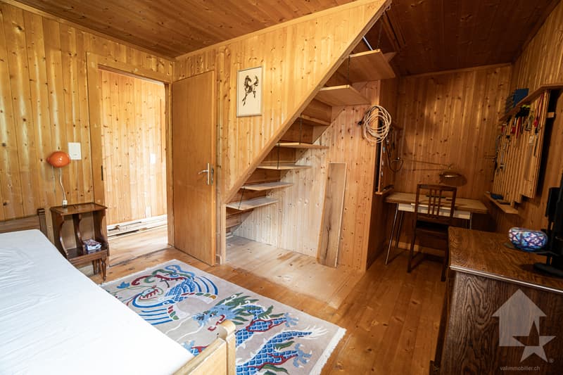 Charmant chalet sur trois niveaux avec vue exceptionnelle (13)