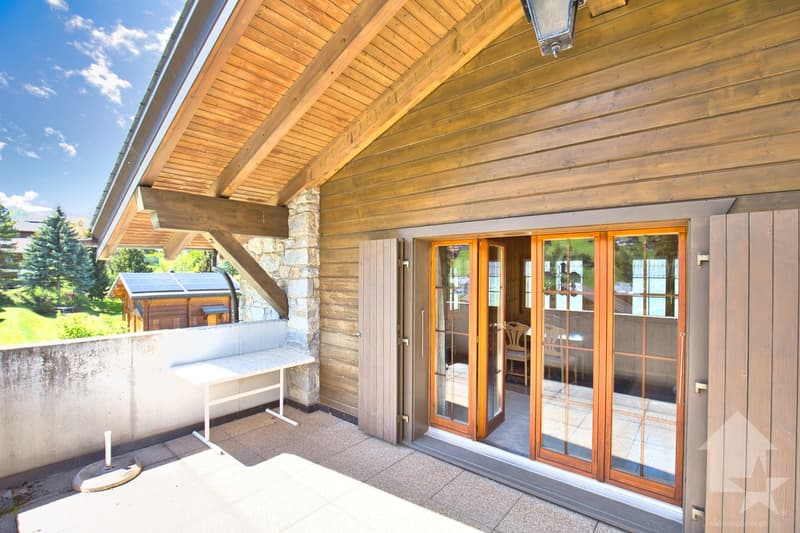 Chalet de 2 appartements sur une grande parcelle, situation exceptionnelle ! (12)