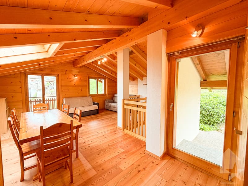 Charmante maison avec vue panoramique sur la plaine (10)