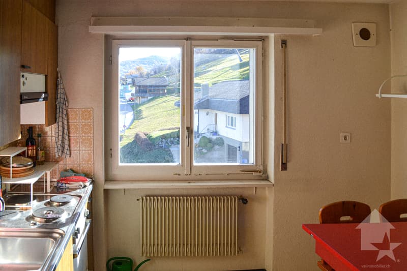 Spacieux app. de 4.5 pièces de 108 m2, 2 balcon, vue sur les Alpes (8)