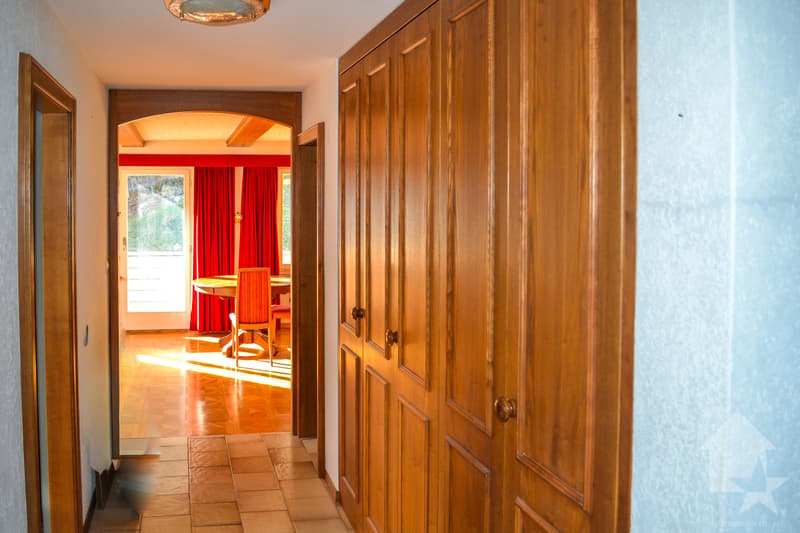 Spacieux app. de 4.5 pièces de 108 m2, 2 balcon, vue sur les Alpes (10)