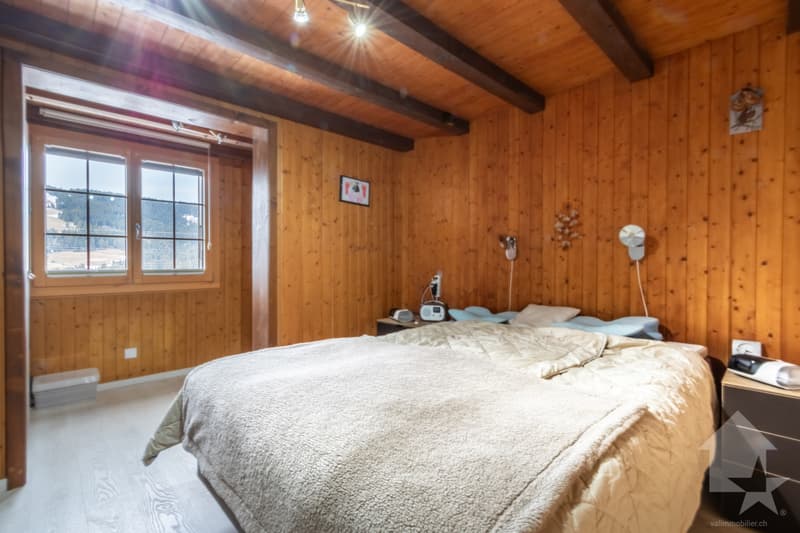 Chalet familial de 8.5 pièces modernisé et parfaitement entretenu (7)