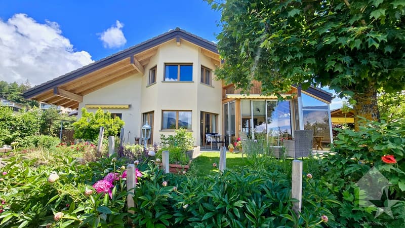 Superbe villa dans un quartier très prisé de Lens (1)
