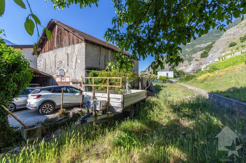 Opportunité rare de façonner un bout d'histoire au coeur du Valais (6)