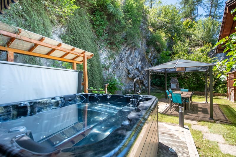 Magnifique chalet de caractère situé dans les mayens de Saxon (3)