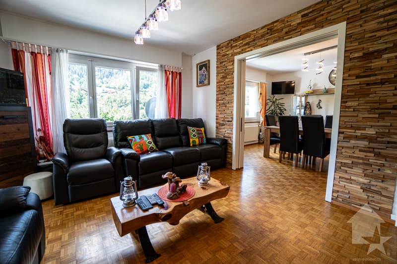 Spacieuse villa rénovée au centre de la vallée, vendable aux étrangers (13)
