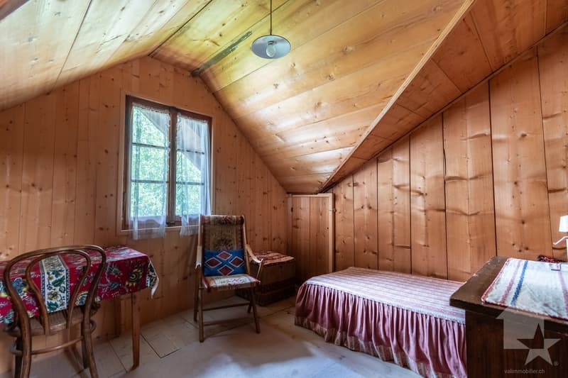 Authentique chalet de caractère au coeur de Morgins (13)