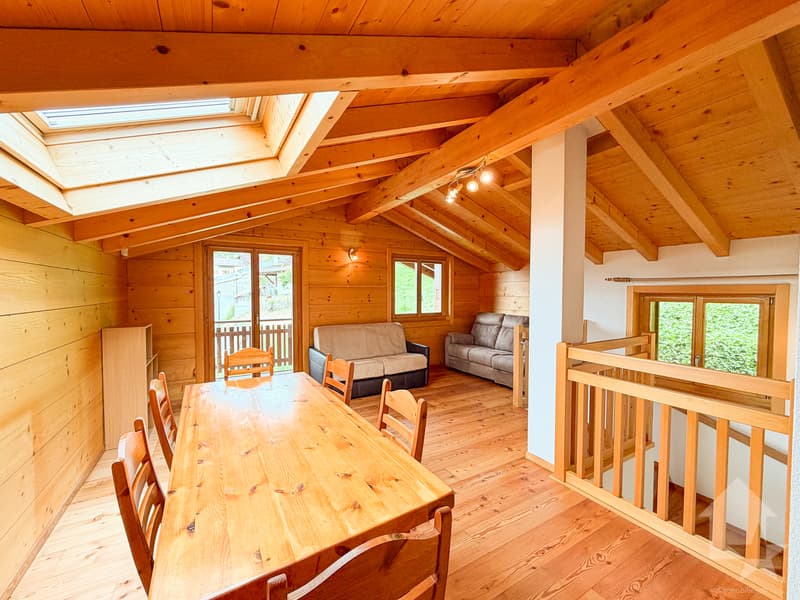 Maison chaleureuse pleine de charme avec vue panoramique (9)