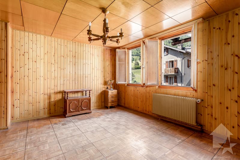 Maison villageoise à rénover, 10 pièces + locaux commerciaux, 400 m2 (9)
