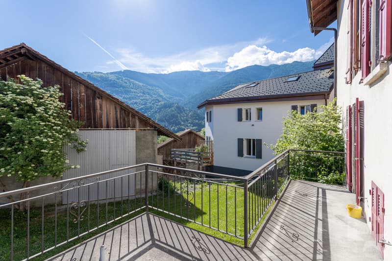 Maison villageoise à rénover, 10 pièces + locaux commerciaux, 400 m2 (7)