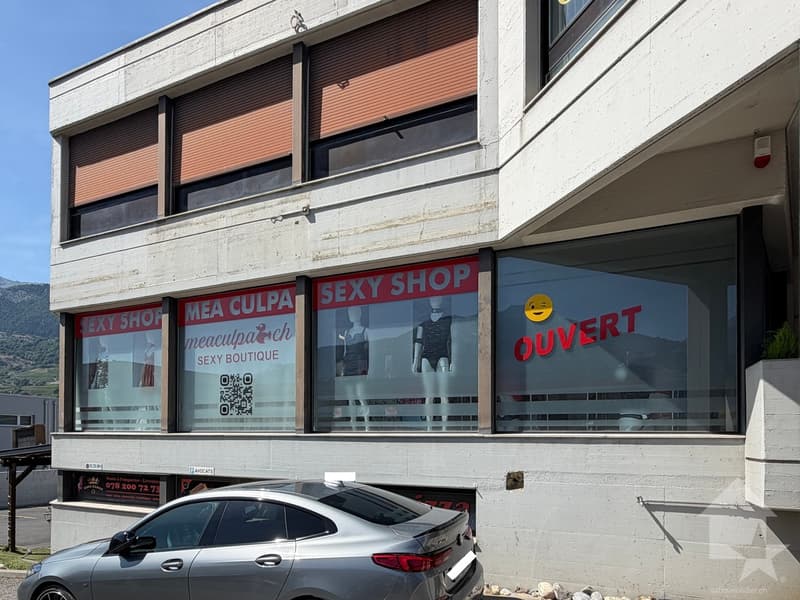 A louer, grande surface d'env. 140 m2 - zone commerciale Conthey (4)