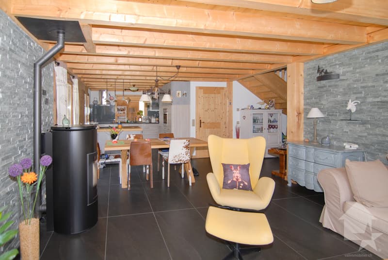 Magnifique chalet au coeur des Alpes valaisannes (3)