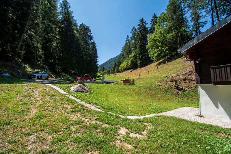 Magnifique chalet au coeur de la nature (5)