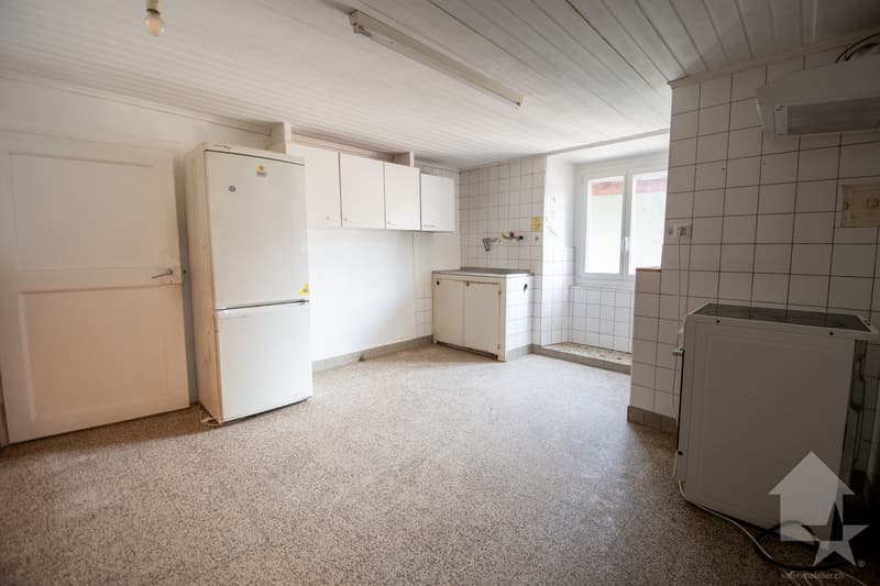 Immeuble à rénover de 3 appartements au coeur de Martigny (6)