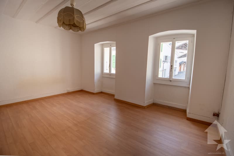 Immeuble à rénover de 3 appartements au coeur de Martigny (5)
