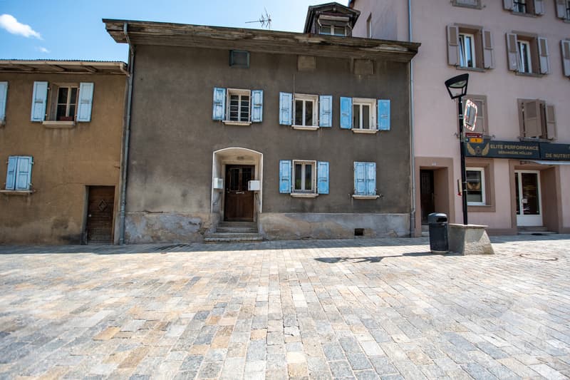 Immeuble à rénover de 3 appartements au coeur de Martigny (12)