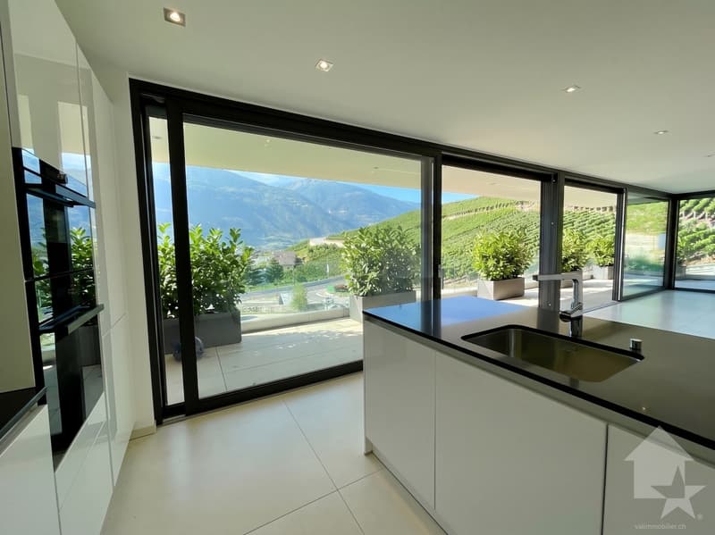 Appartement contemporain sur les hauts de Sierre avec vue panoramique (3)