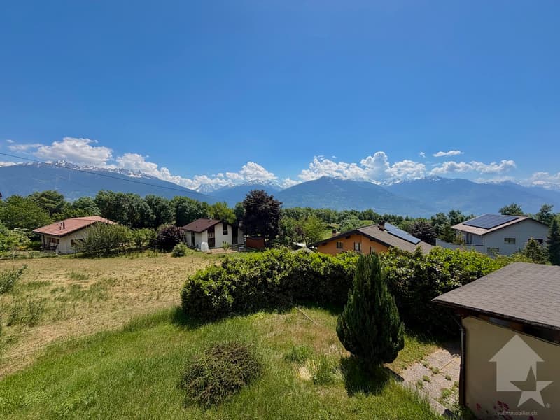Jolie maison individuelle sur une belle parcelle de 725 m2 ! (2)