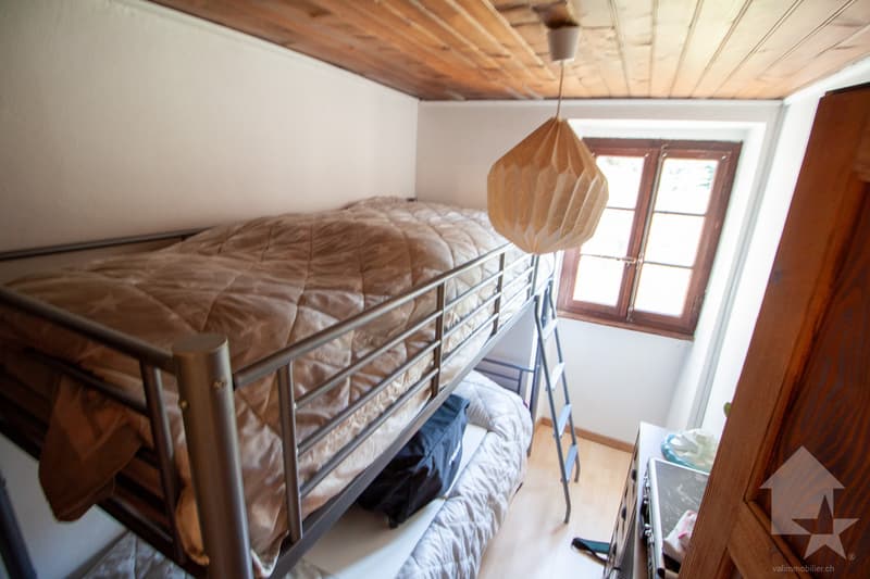Appartement dans un petit chalet sur les Mayens de Conthey (8)