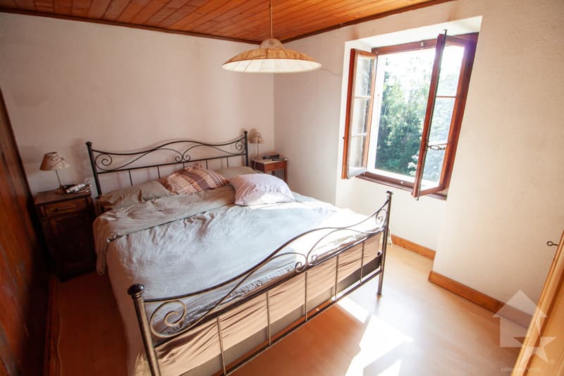 Appartement dans un petit chalet sur les Mayens de Conthey (10)