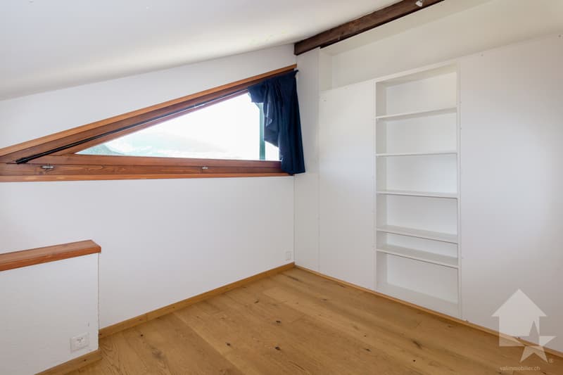 Grange rénovée de 4.5 pièces de 107 m2 habitables avec jardin de 40 m2 (9)