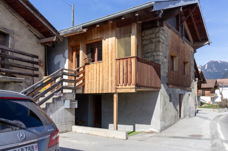 Grange rénovée de 4.5 pièces de 107 m2 habitables avec jardin de 40 m2 (2)