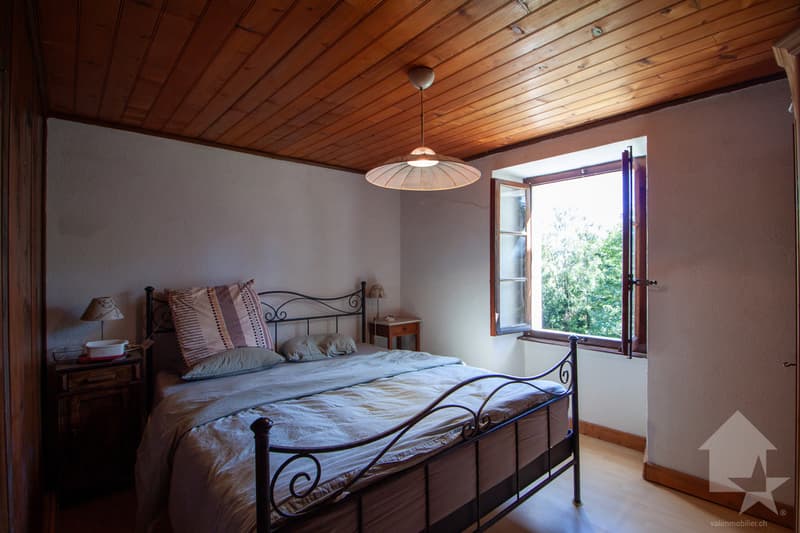 Appartement dans un petit chalet sur les Mayens de Conthey (4)